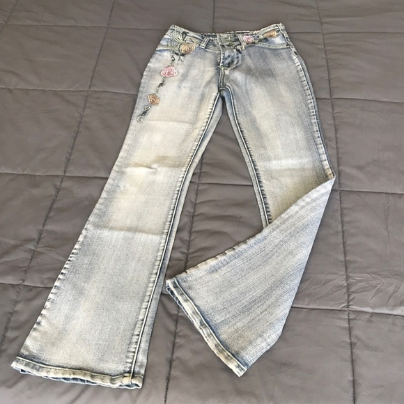 Flare Jeans - Picture 4 of 12